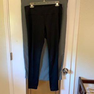 Large black Zella leggings